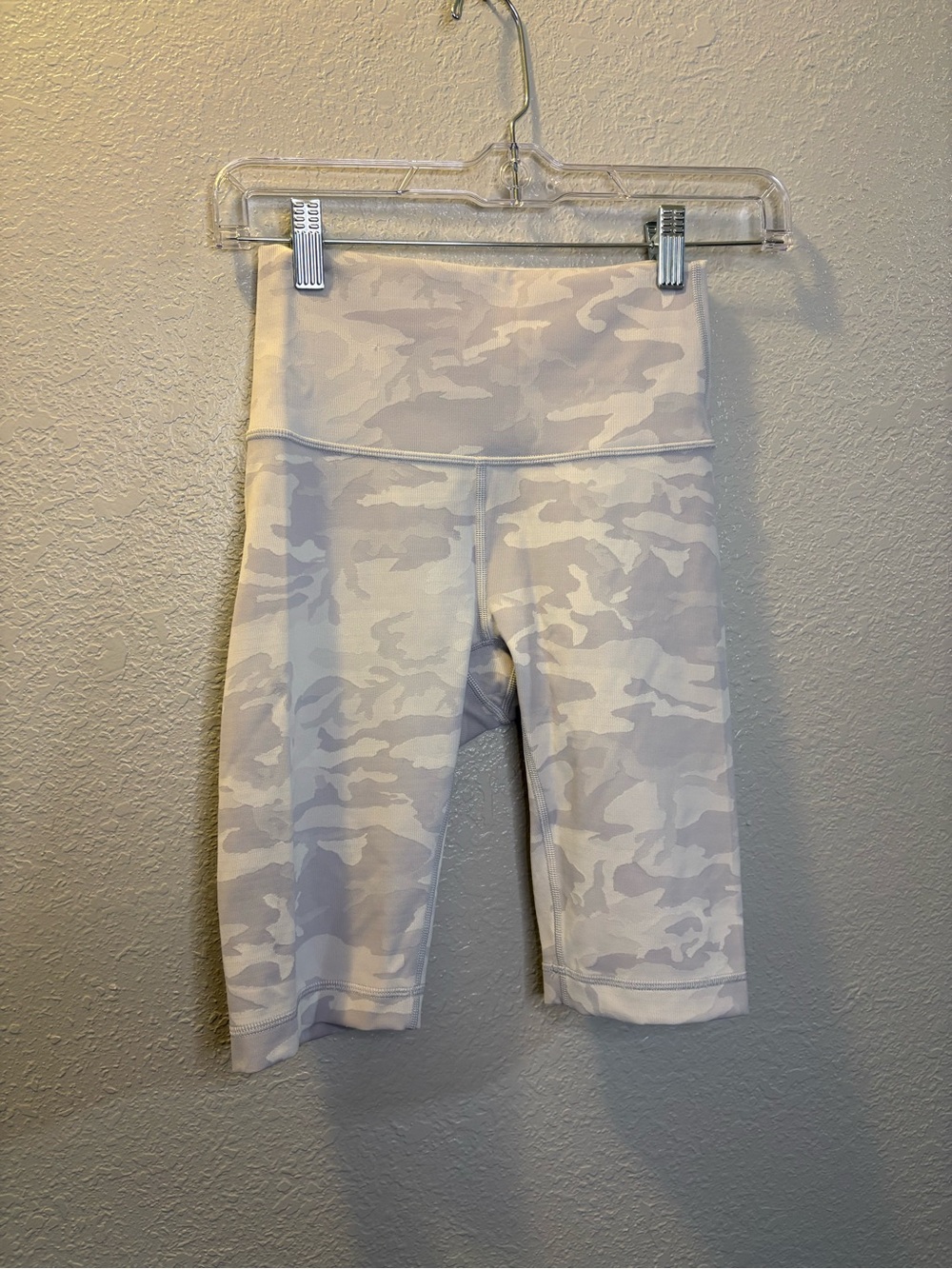 Lululemon Wunder Under Short 10”* Ribbed - Picture 2 of 6